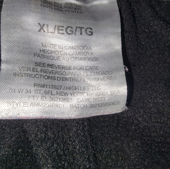 And 1 Black Sweatpants with Elastic Waistband and Minimalist Design - Picture 4 of 11